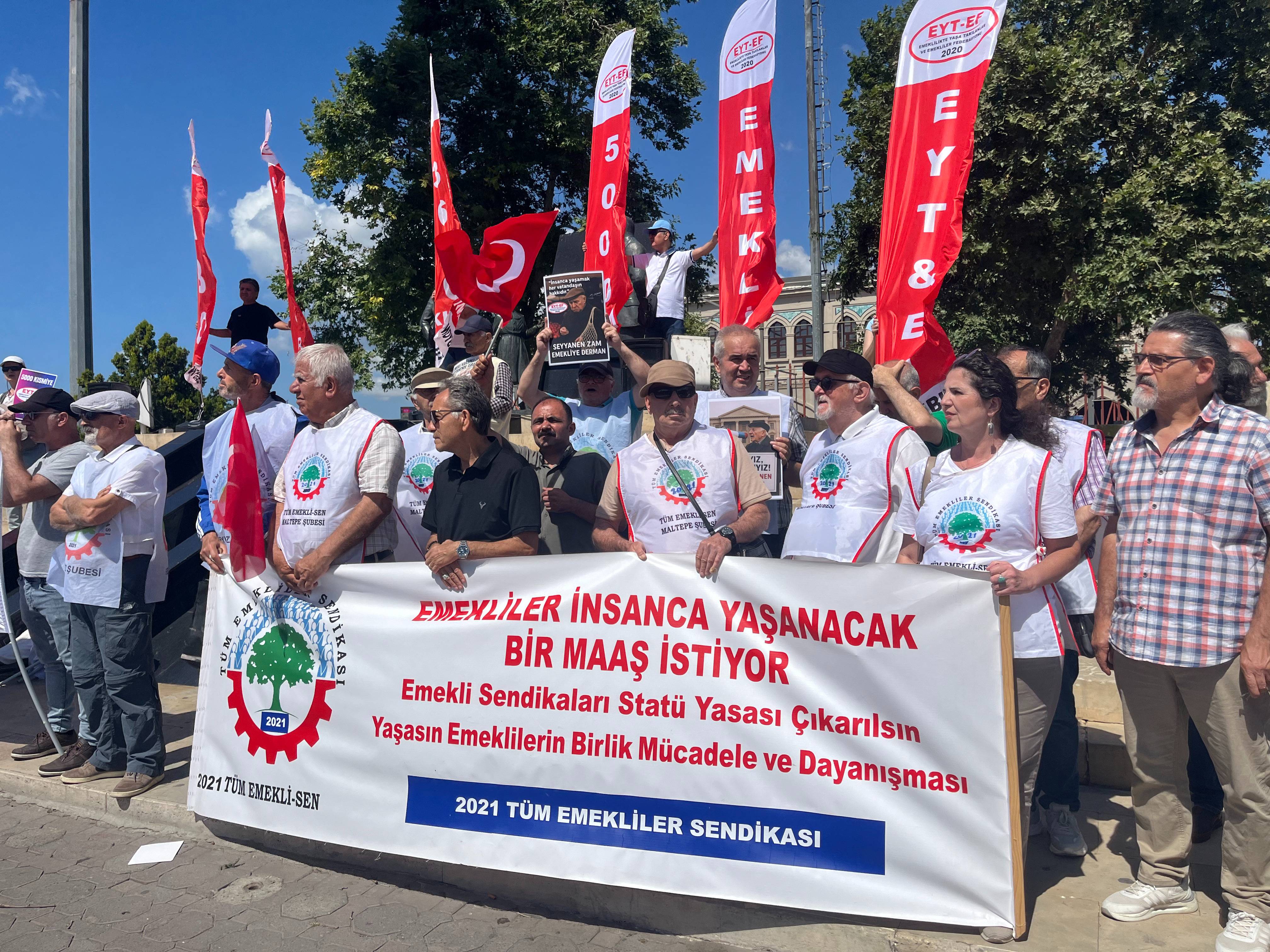 Emekliler Kadıköy'den seslendi: 